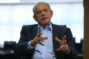 Iris Rezende deve receber alta da UTI nas próximas 24 horas