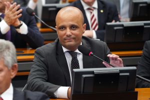 Diap: Vitor Hugo é único goiano entre 100 cabeças do Congresso