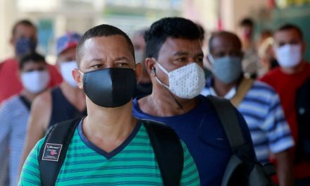 Goiás dispensará obrigatoriedade de máscara em ambiente aberto a partir de segunda-feira