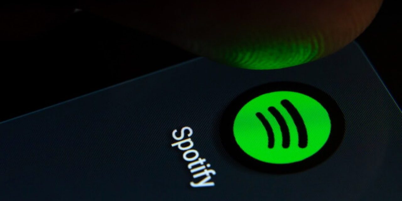 Como escutar músicas com os amigos a distância usando o Spotify
