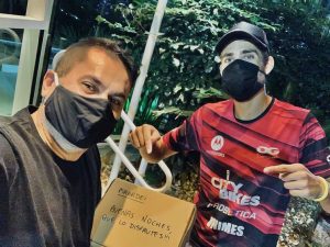 Triatleta transforma hobby culinário em negócio durante a quarentena