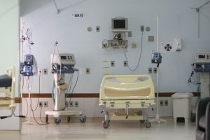 Número de leitos de UTI particulares cresceu 69% em um mês