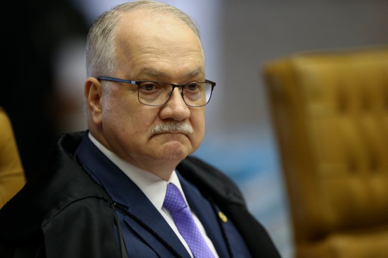 Fachin mantém anulação das condenações de Lula e envia caso ao plenário do STF