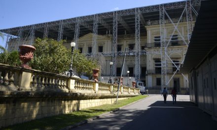 UFRJ recebe R$ 20 milhões da Alerj para reconstrução do Museu Nacional