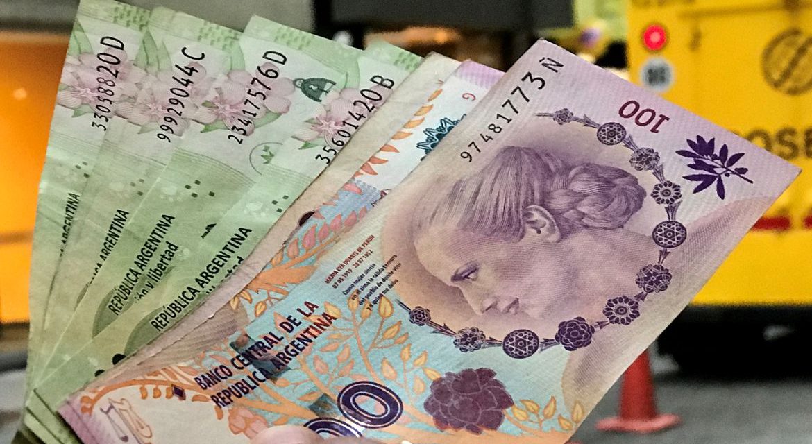 Argentina: acordo com credores reduz diferença entre taxas do peso