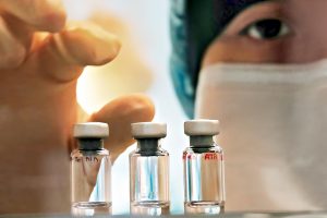 Covid-19: Butantan recebe insumos para 8,6 milhões de doses da vacina