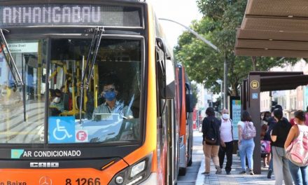 Poluição causada por ônibus cai mais de 50% durante a pandemia em SP
