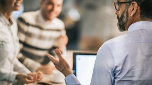 Aumenta proporção de idosos e aposentados que empreendem