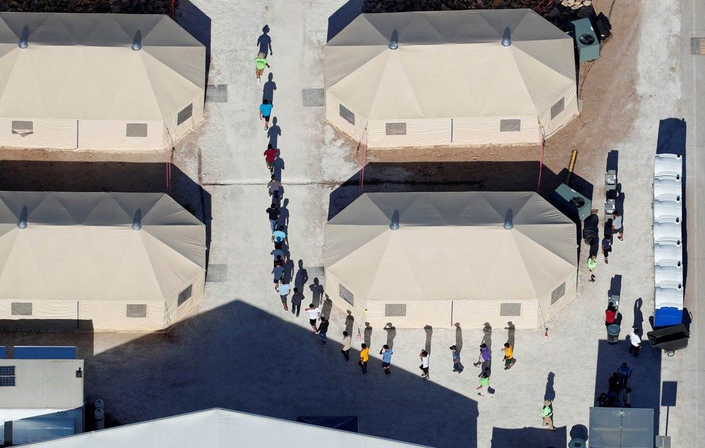 Pais de 545 crianças separadas na fronteira dos EUA não foram localizados