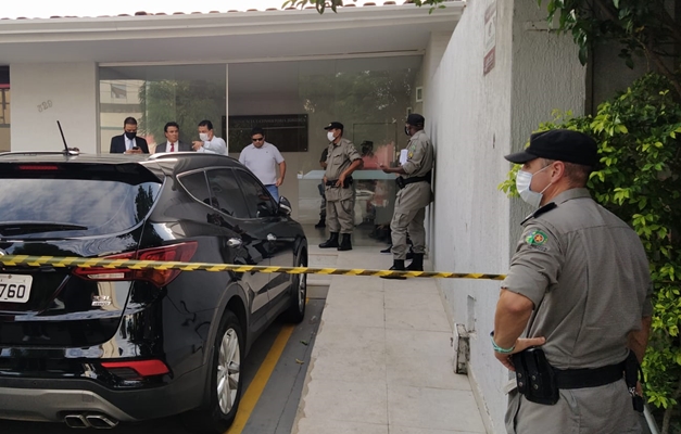 Dois advogados são assassinados dentro de escritório no Setor Aeroporto, em Goiânia