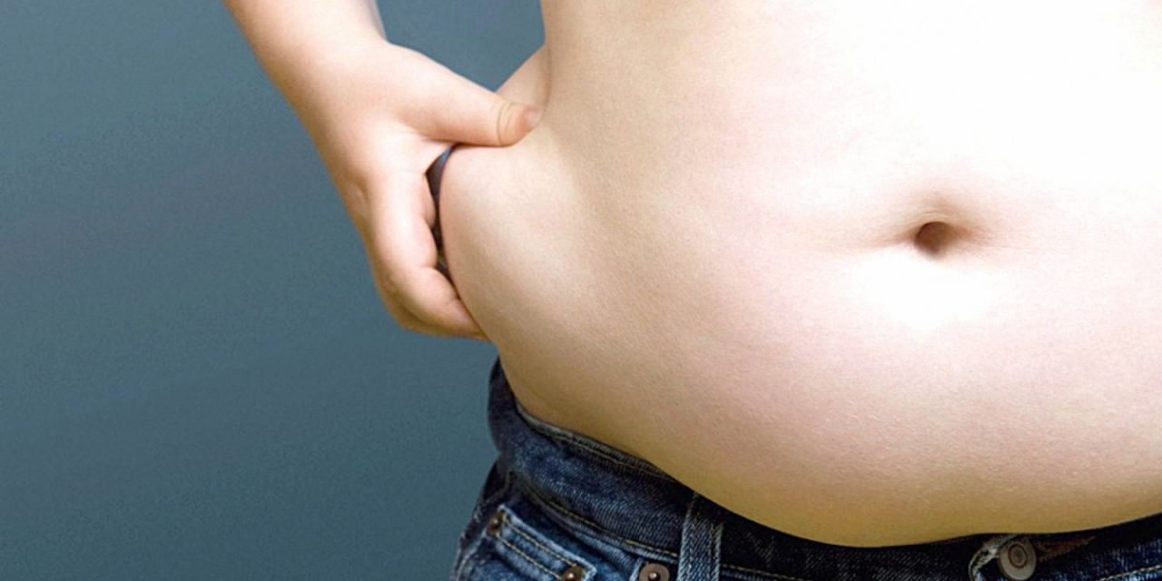 Obesidade entre jovens de 18 a 24 anos subiu 90% em um ano