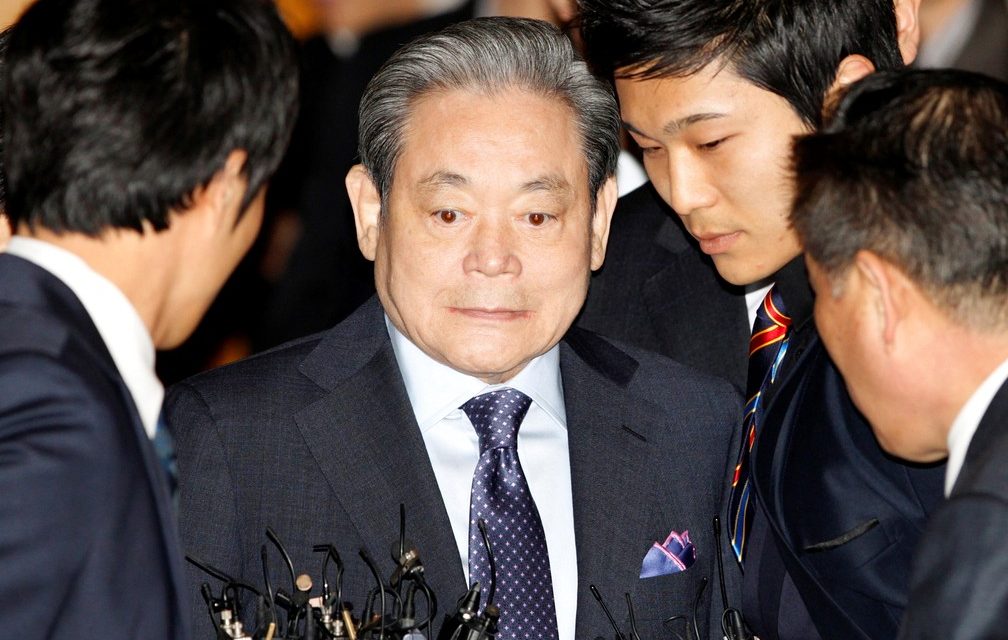 Morre Lee Kun-hee, presidente da Samsung