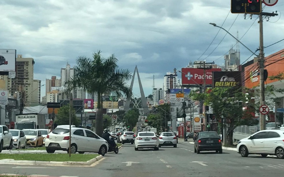 Número de multas aumenta na pandemia em Goiânia, mesmo com menos carros