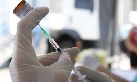 Deputados questionam custo de adesão a consórcio internacional de vacinas