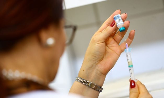 Casos de sarampo tiveram aumento de 34 vezes em 2025, alerta Opas