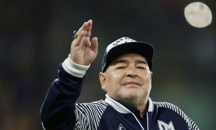 Maradona está sedado para atenuar sintomas de abstinência