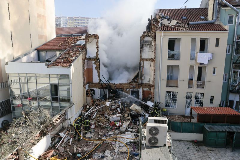 Explosão em prédio no centro de Lisboa deixa cinco feridos
