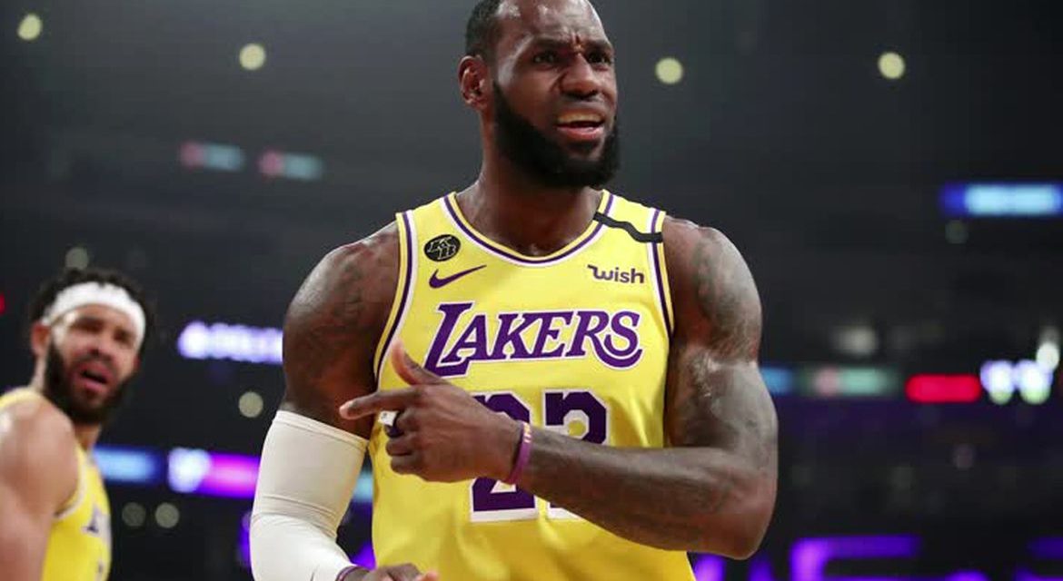 NBA: LeBron James renova contrato com Los Angeles Lakers por 2 anos