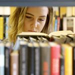 Faturamento de editoras de livros cresce menos que inflação em 2024