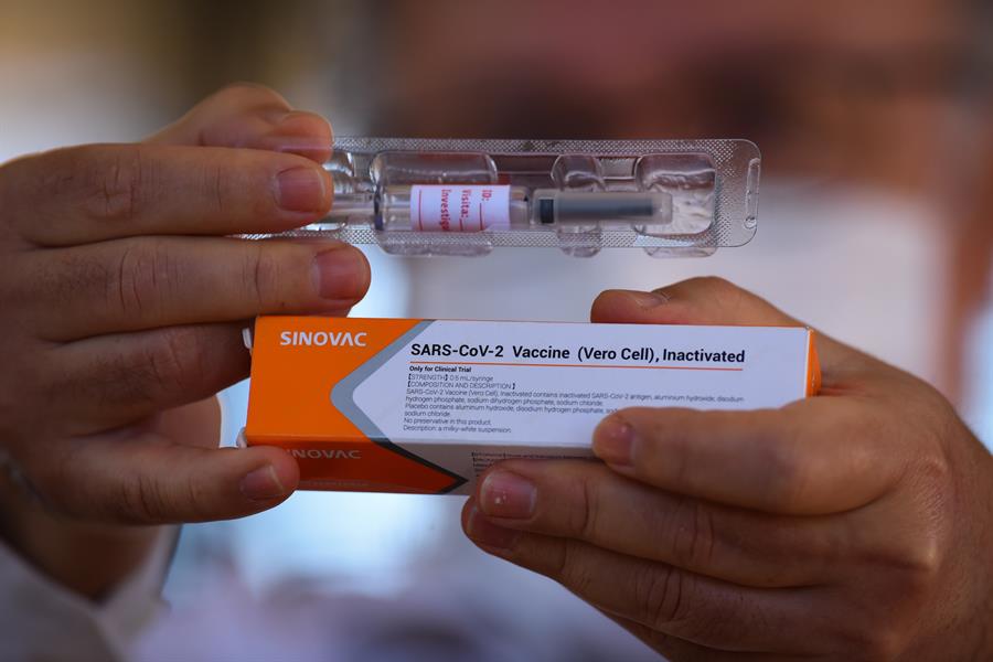 Vacina contra Covid: Ministério da Saúde pede ao Butantan entrega ‘imediata’ de 6 milhões de doses