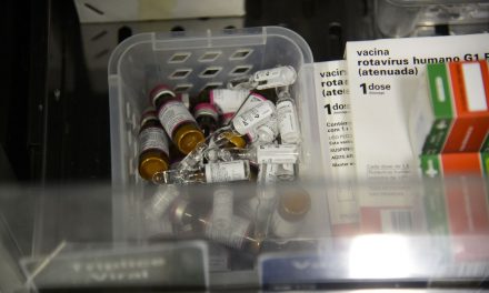 MP apura possível descumprimento do plano de vacinação em Catalão