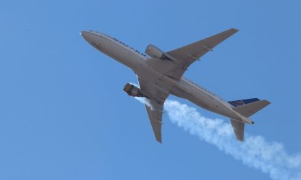 Boeing recomenda suspensão de voos de aviões 777 após falha de motor