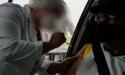 MP investiga técnica de enfermagem que não injetou vacina contra Covid-19 em idoso