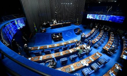 PEC Emergencial será votada na quinta com cláusula de Orçamento de Guerra