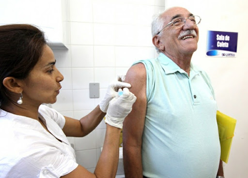 Goiás espera vacinar 100% das pessoas com mais de 85 anos nos próximos dias