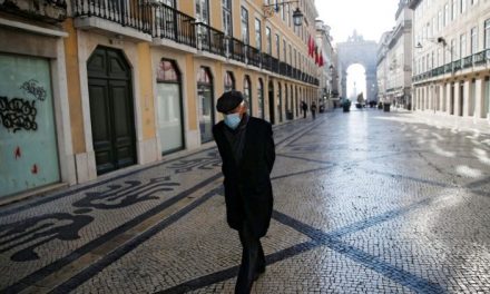 Portugal reduz nº de mortes e de internações após confinamento severo
