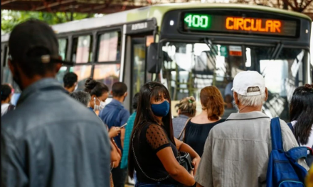Decreto limita em 50% capacidade máxima do transporte de passageiros em Goiás
