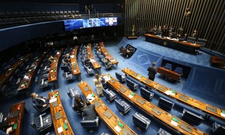 Senado aprova PEC Emergencial em primeiro turno