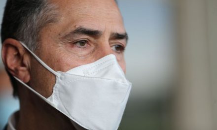 Ministro do Supremo manda abrir CPI da Pandemia