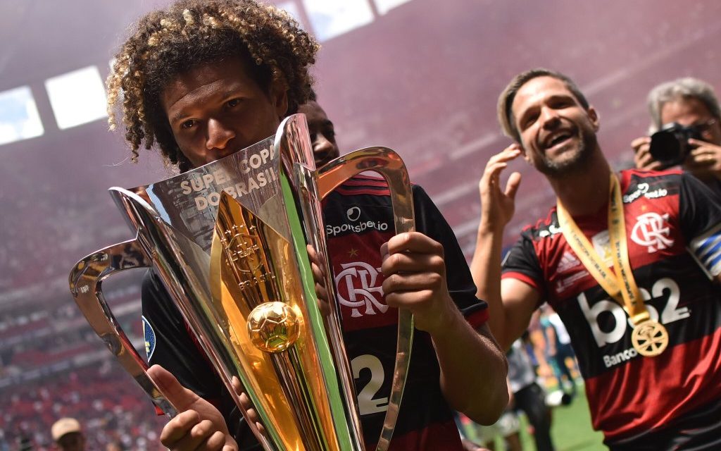 Flamengo vence  o Palmeiras nos pênaltis e é campeão da Supercopa