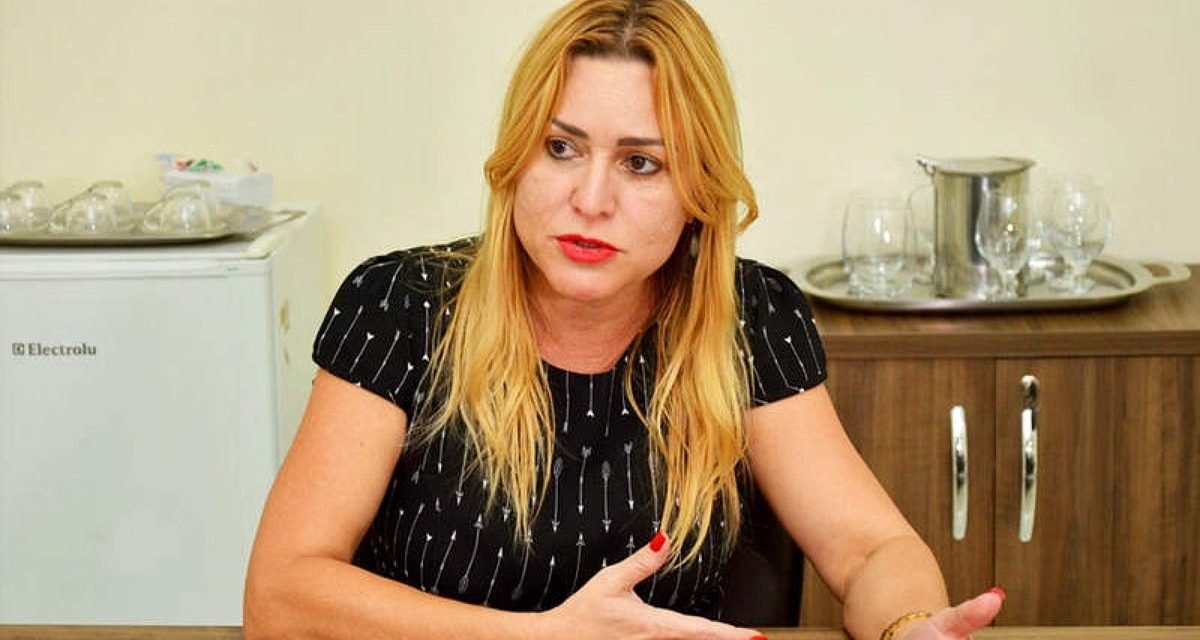 Valéria Pettersen assume Secretaria de Relações Institucionais de Goiânia