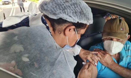 Goiânia abre mais seis postos para vacinação de pessoas com comorbidade