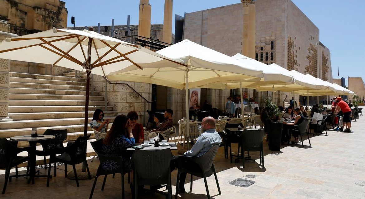 Malta é 1º país da UE a alcançar imunidade de grupo, anuncia governo