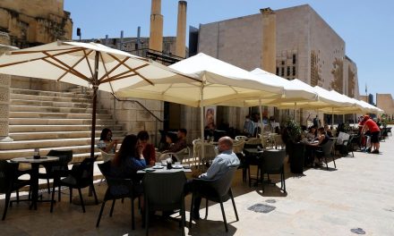 Malta é 1º país da UE a alcançar imunidade de grupo, anuncia governo