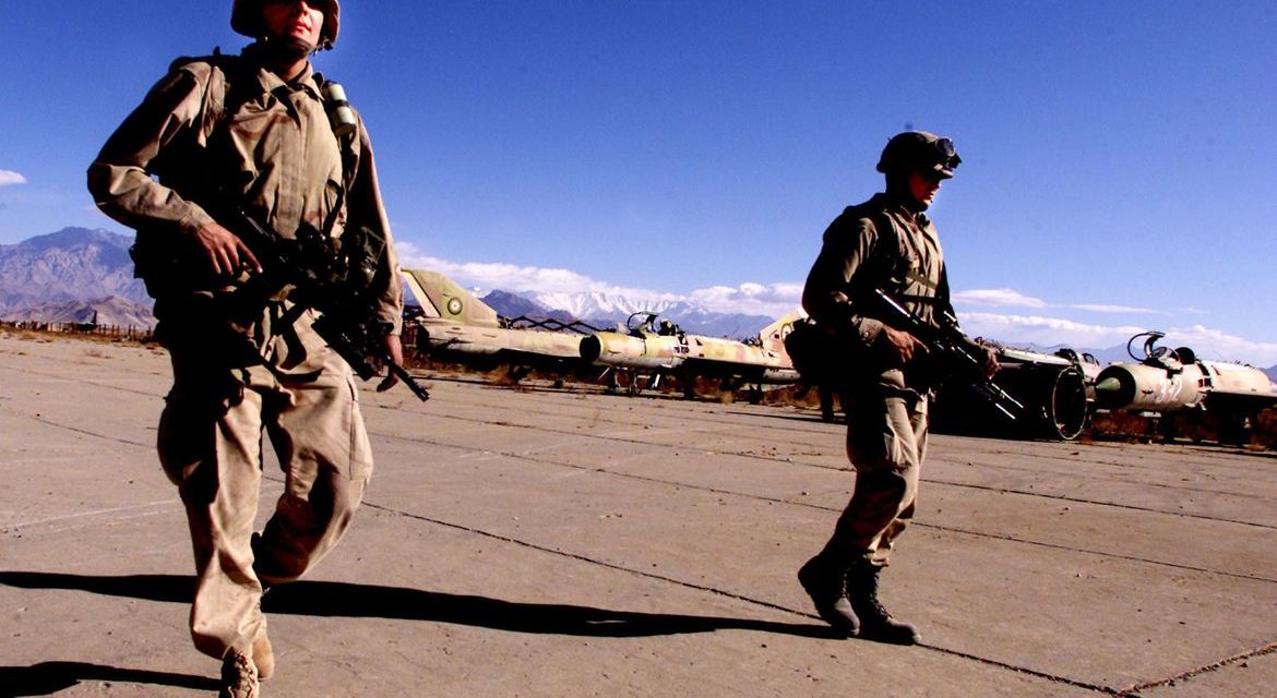 Especialistas apontam enfraquecimento do poder dos EUA no Afeganistão