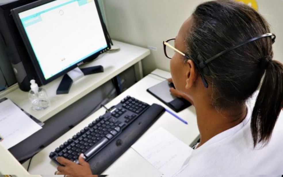Mulheres desempregadas ou em vulnerabilidade podem fazer cursos gratuitos em Goiânia