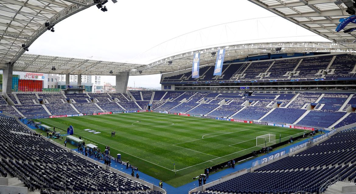 Final da Liga dos Campeões é transferida de Istambul para Porto