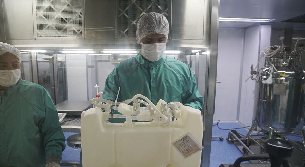 Embaixador da China confirma chegada do IFA para produção de vacinas