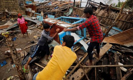 Marinha da Índia busca 80 desaparecidos no mar após ciclone devastador