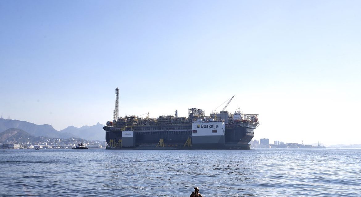 Petróleo: produção na Bacia de Santos ultrapassa 70% do total nacional