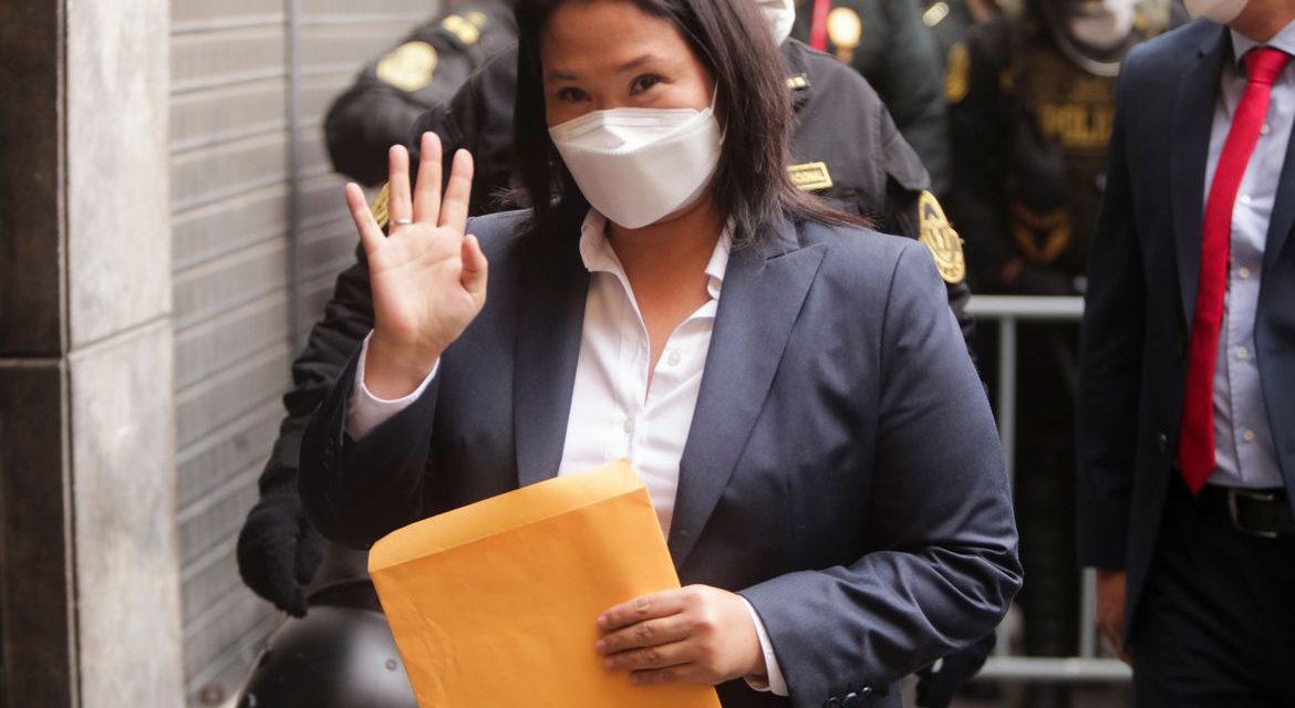Peru: Keiko Fujimori fica mais longe de reverter resultado de eleição