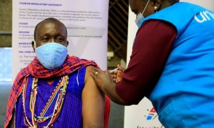 G7 adota plano para distribuir 1 bilhão de doses de vacinas contra Covid a países mais pobres até 2022