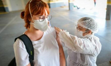 Anápolis inicia imunização contra Covid-19 em pessoas a partir de 30 anos