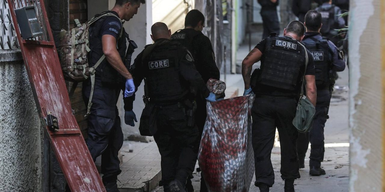 Nº de mortos pela polícia em 2020 no Brasil bate recorde, revela Anuário