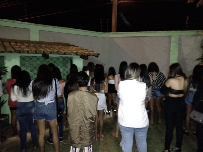 Festa clandestina com mais de 500 pessoas é encerrada em Aparecida de Goiânia