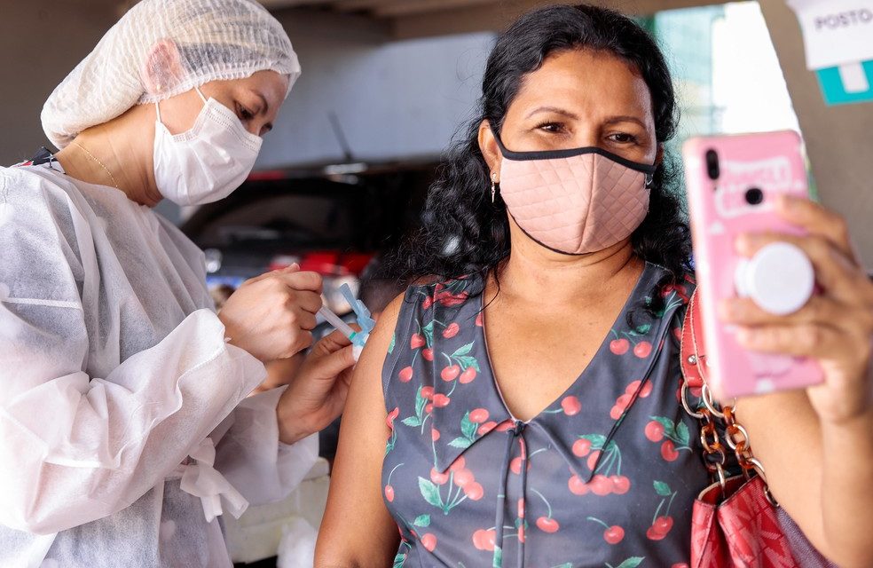 Goiânia amplia vacinação contra a Covid-19 para população a partir de 43 anos
